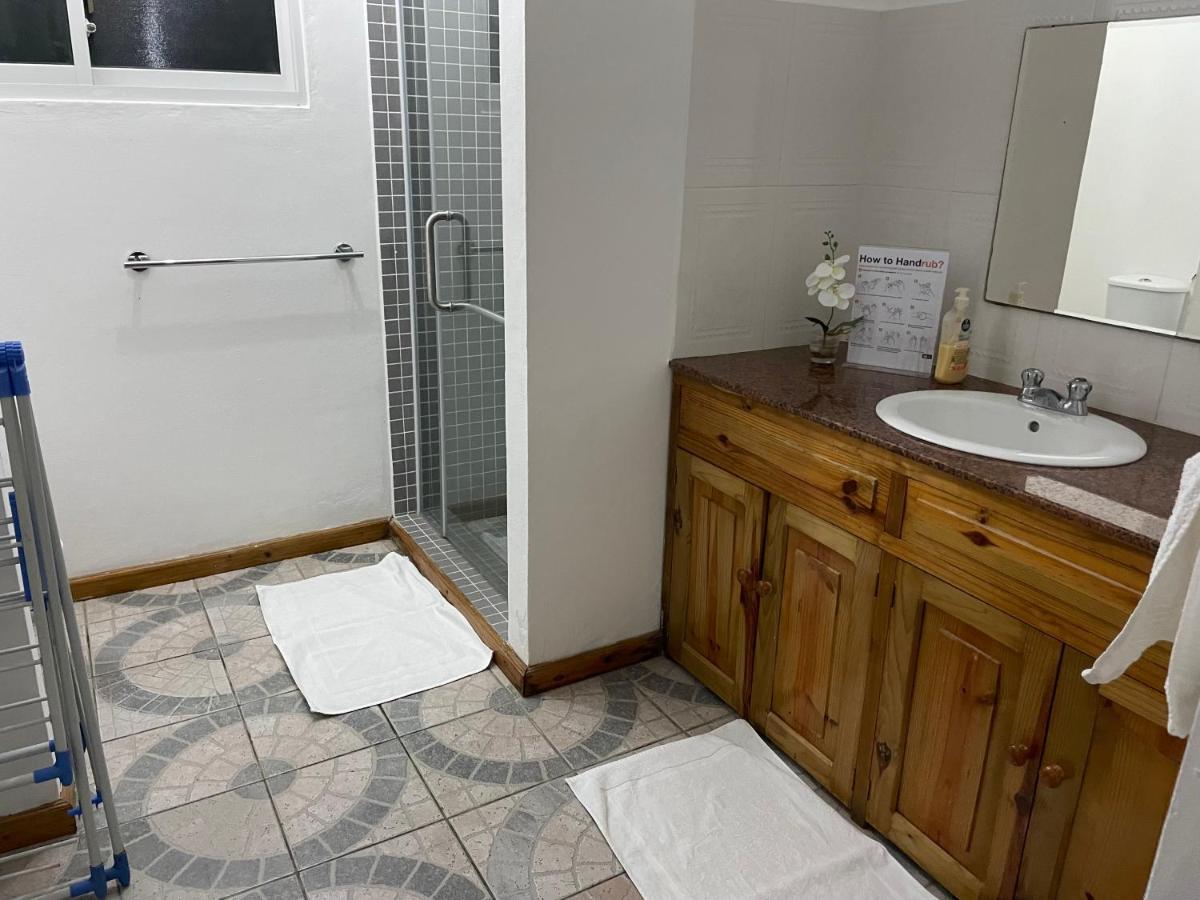 Marl Self Catering Villa Pointe La Rue Exterior photo